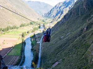 peru-adventure-tour-9-days-Sacred-Valley-Inca-Trail-2D-Rainbow Mountain-jp