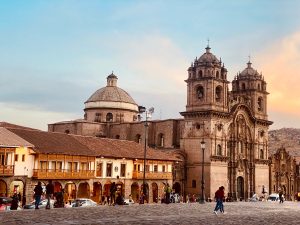 Cusco-Super Sacred-Valley-Inca-Trail-2D-Rainbow Mountain-jp